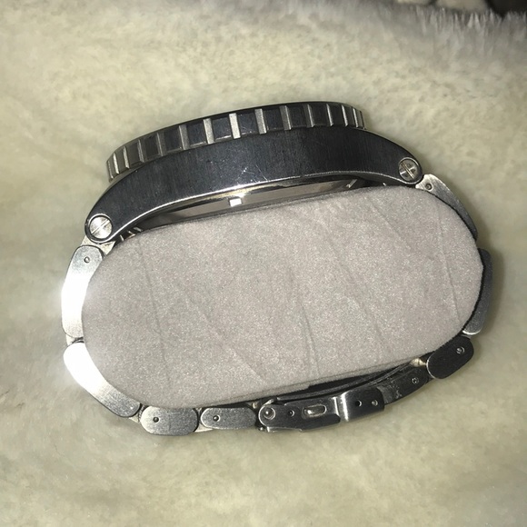 Nixon men’s watch - Chrono 51-30! Great condition!